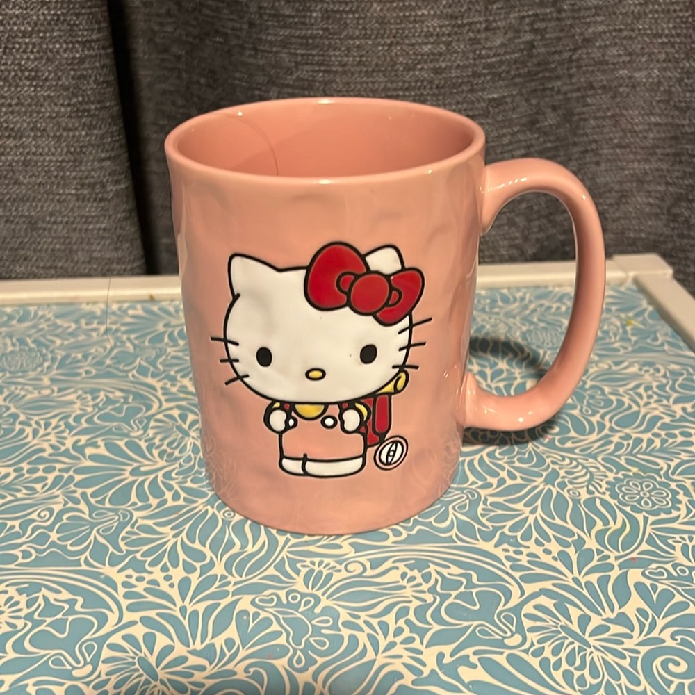 Hello Kitty Lost Mug